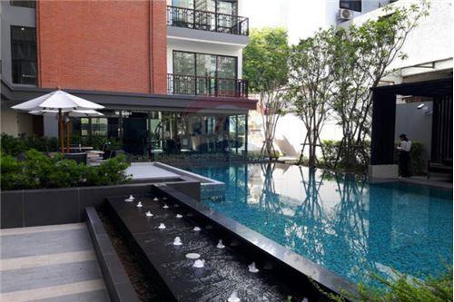 Na Vara Residence condo for rent